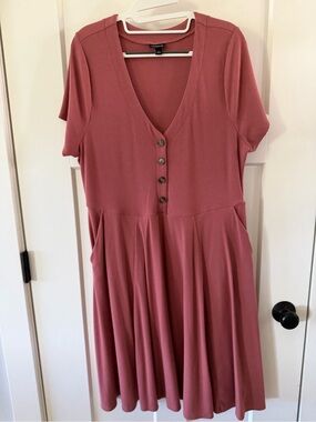 torrid Dusty Rose V-Neck Button Skater Dress size 1